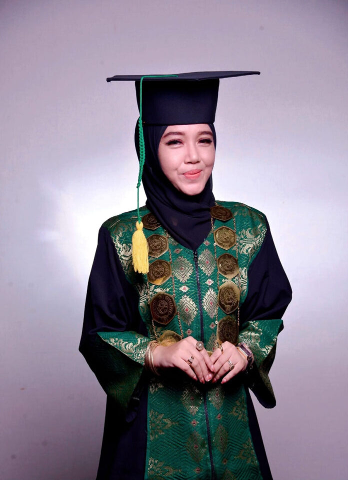 Dekan FKIP UPP, Assoc. Prof. Dr. Pipit Rahayu, M.Pd.